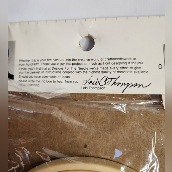 Designs for the Needle Counted Cross Stitch Kit 3018 PRAYING HANDS - Picture 9 of 13